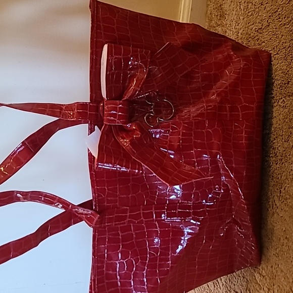 Walt Disney red tote - Picture 1 of 2